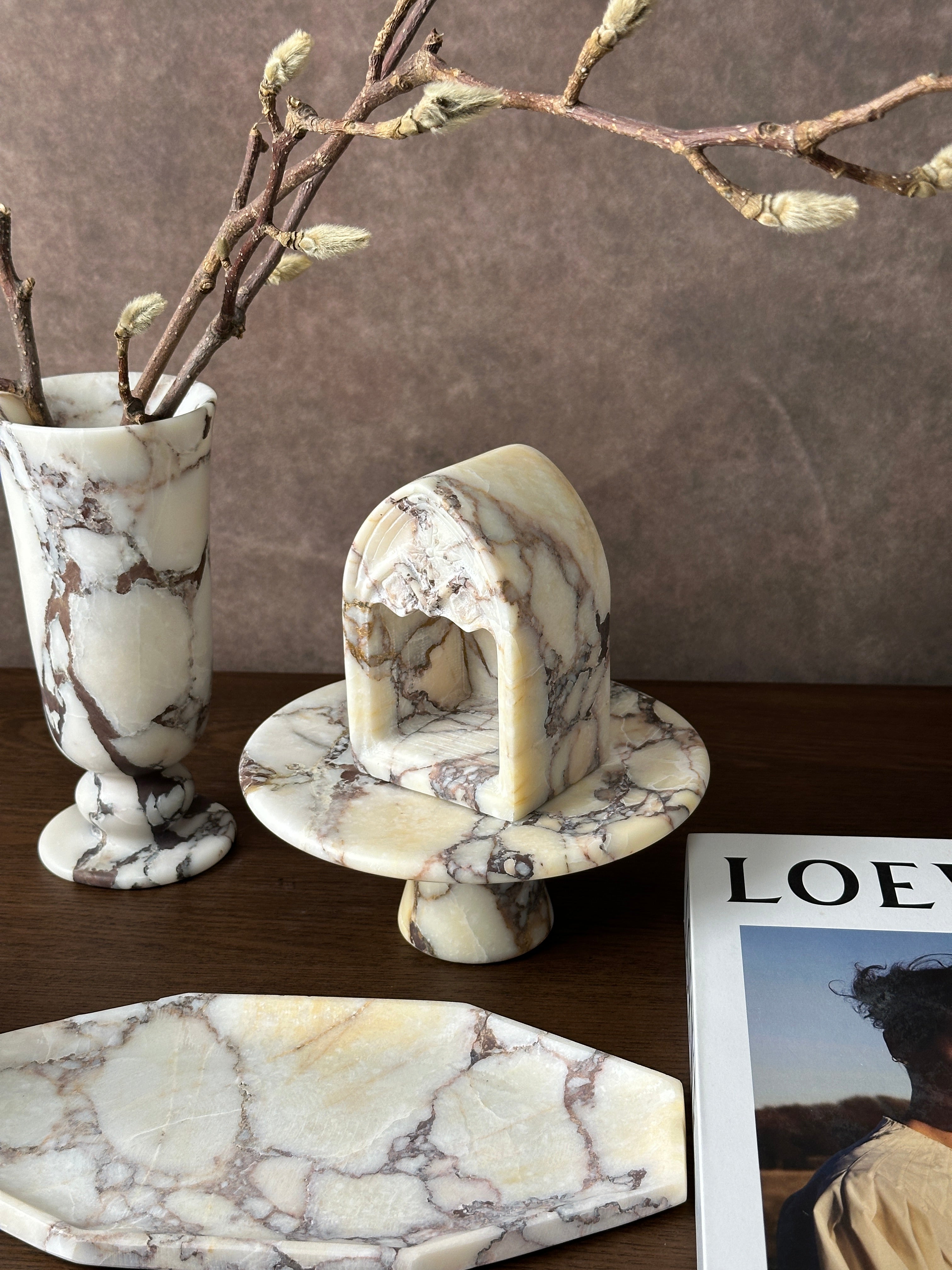 Calacatta Viola Church Candleholder Decorations